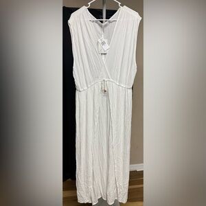 Elegant White Sleeveless Maxi Cover Up Dress xl PTP 26